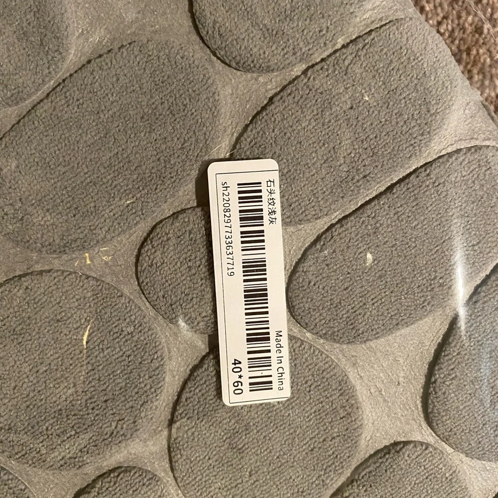 Cobblestone Bathroom Mat SIZE 16”x24”